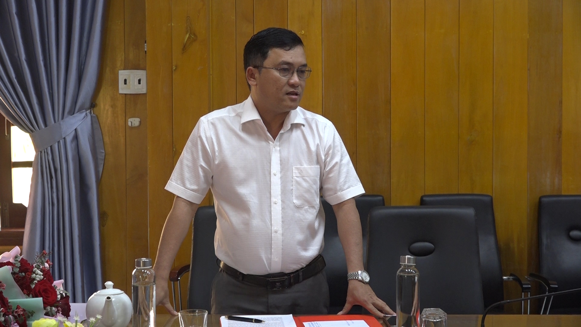 Ông Nguyễn Thanh Tuấn - Phó Chủ tịch Thường  trực UBND huyện phát biểu tại buổi lễ